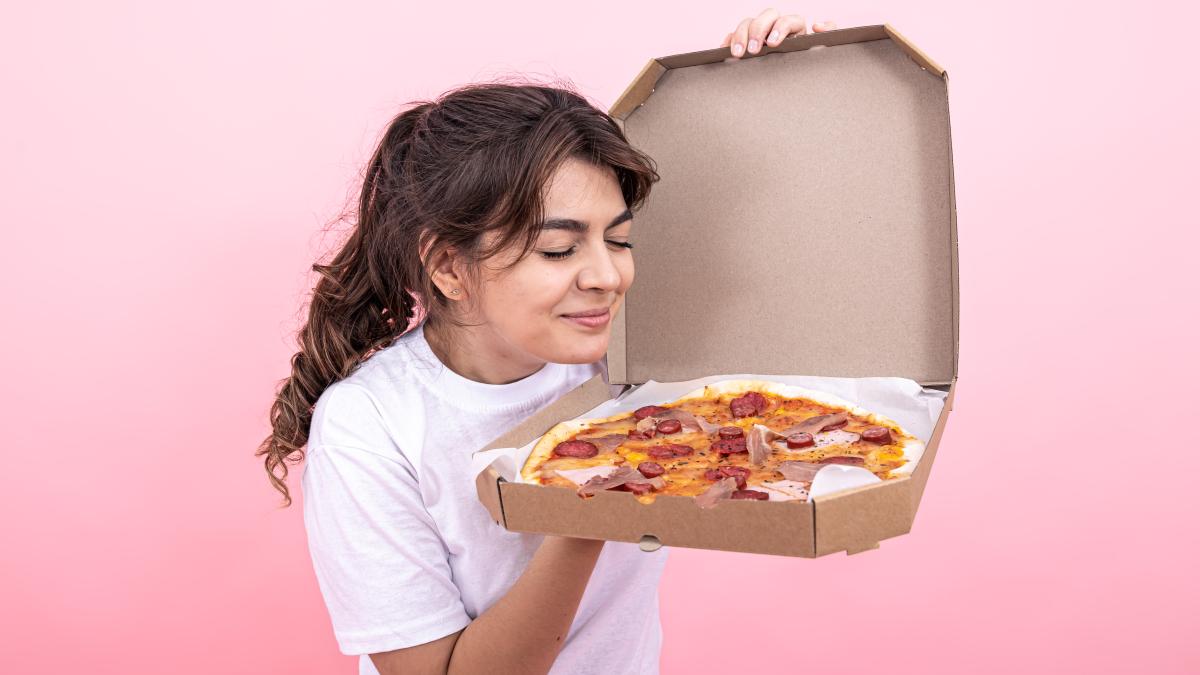 cristina-siscanu--dieta-prin-care-a-slabit-8-kg--reteta-de-pizza-care-nu-ingrasa--care-e-secretul_35536800