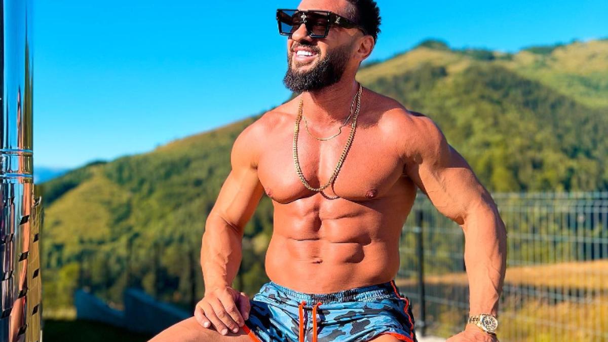 dorian-popa--secretul-unui-abdomen-cu-patratele-meniul-perfect-pentru-mine--o-shaorma_31719500