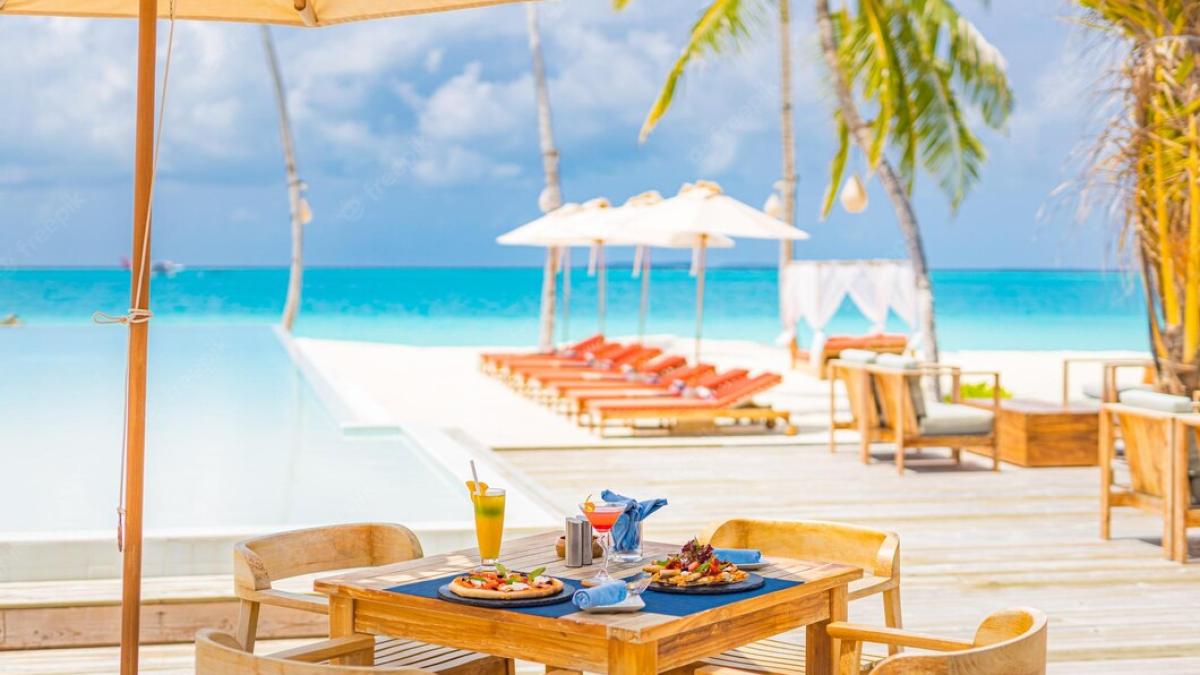 vacanta-all-inclusive--foto-freepik--at--icemanphotos_28665400