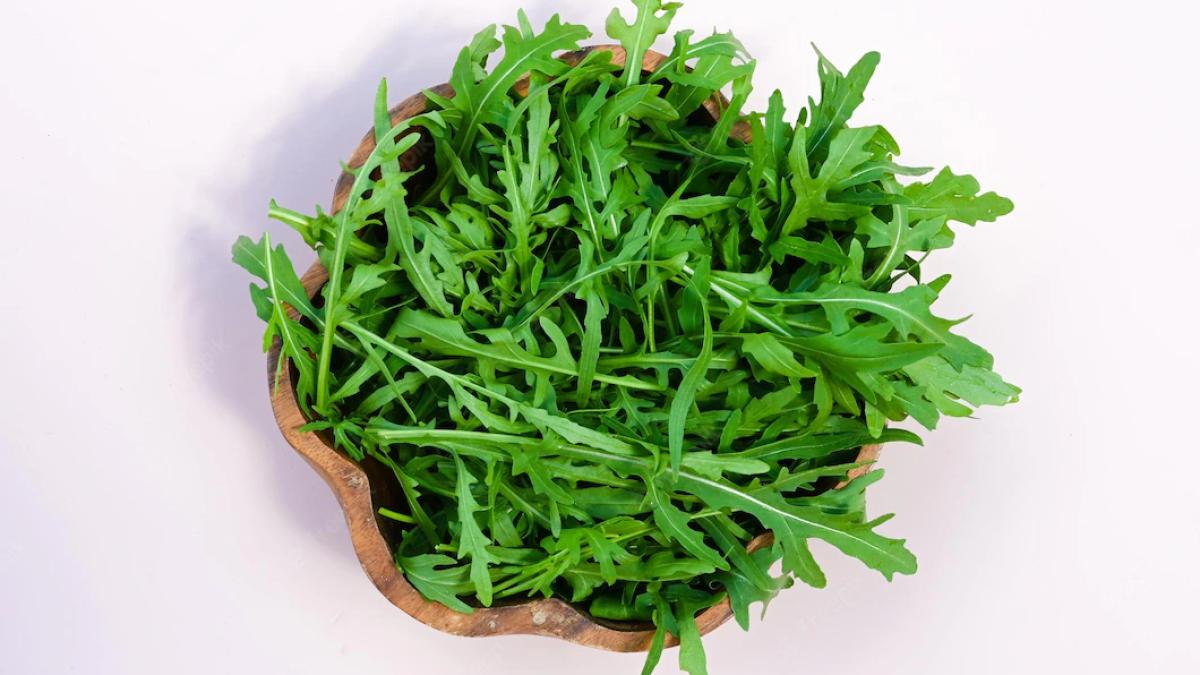 rucola--cea-mai-buna-pentru-sanatatea-rinichilor--previne-cancerul-de-san--colon--uter-si-protejeaza-inima_89209800