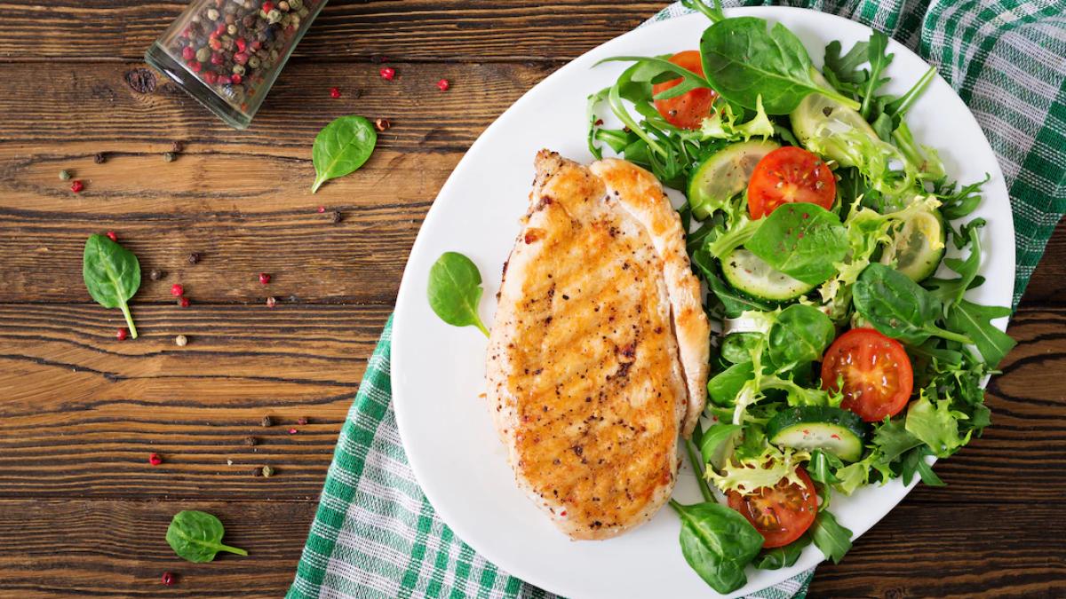 care-este-diferenta-intre-farfuria-ideala-si-cea-de-slabit--nutritionist-nu-e-sanatos-sa-eliminam-complet_50618200