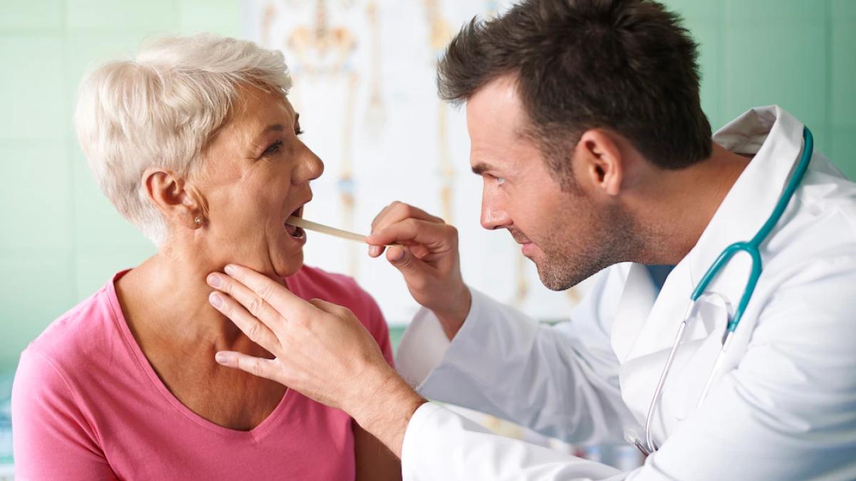 disfonia--raguseala--simptom-dupa-raceala--dar-si-al-cancerului-laringian--medic-este-vindecabil--cu-cat-este-descoperit-mai-precoce_62267800