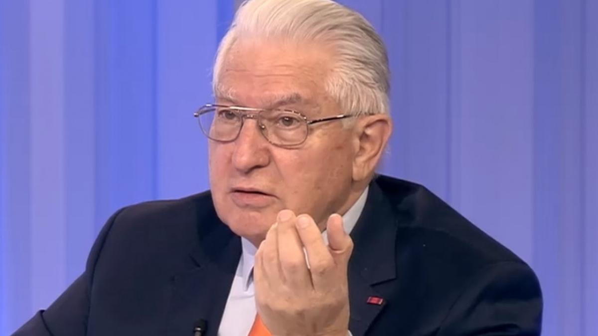 obiceiul-periculos-care-duce-la-boli-de-creier--vlad-ciurea-va-rog-frumos--nu-mai-faceti-asta--este-dovedit--emite-radiatii_59224700