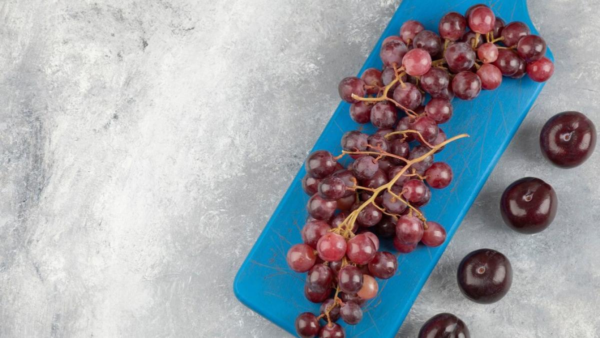 prune-sau-struguri-mihaela-bilic--raspuns-clar-nu-se-pune-problema-daca-sunt-sanatoase-sau-nu_00040300