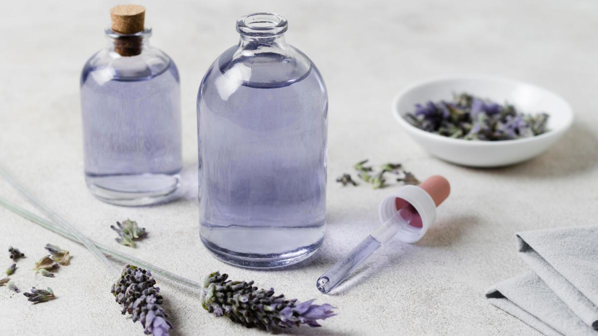 uleiul-de-lavanda--benefic-in-ameliorarea-alzheimer--afla-ce-alte-efecte-are-asupra-sanatatii_36216000