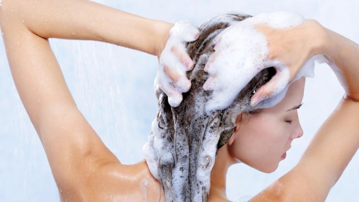 renunta-la-sampon-si-foloseste-produse-naturale-din-camara_99384600