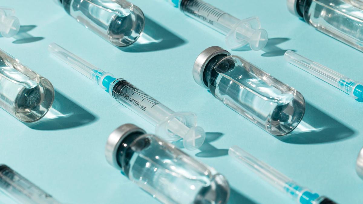 vaccinul-antigripal--ajuns-la-medicii-de-familie-si-in-farmacii--alexiu-sper-sa-creasca-acoperirea-vaccinala_75707700