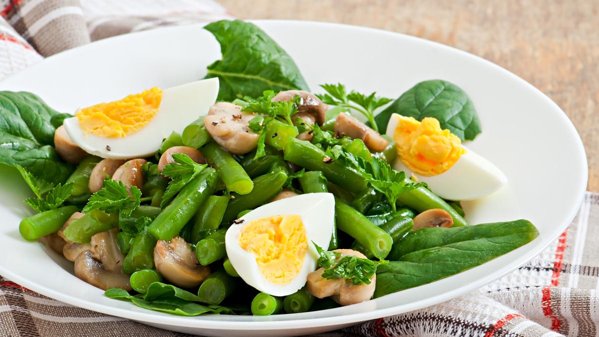 alimentul-care-nu-trebuie-sa-ti-lipseasca-din-dieta-daca-ai-trecut-de-50-de-ani-lipsa-lui-este-o-problema_95254400