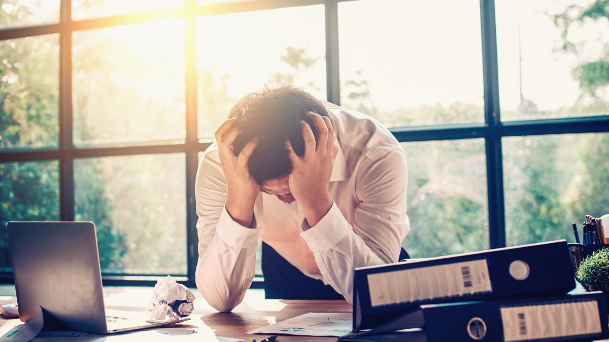 burnout-si-brownout--ce-sunt-si-cum-le-putem-diferentia--dafinoiu-apare-senzatia-de-frustrare-si-neajutorare_29742100