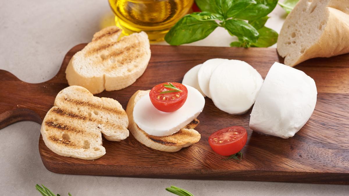 de-ce-sa-mananci-paine-cu-branza--bilic-sunt-doua-tipuri-de-substante-care-stimuleaza-diferit-creierul_63714900