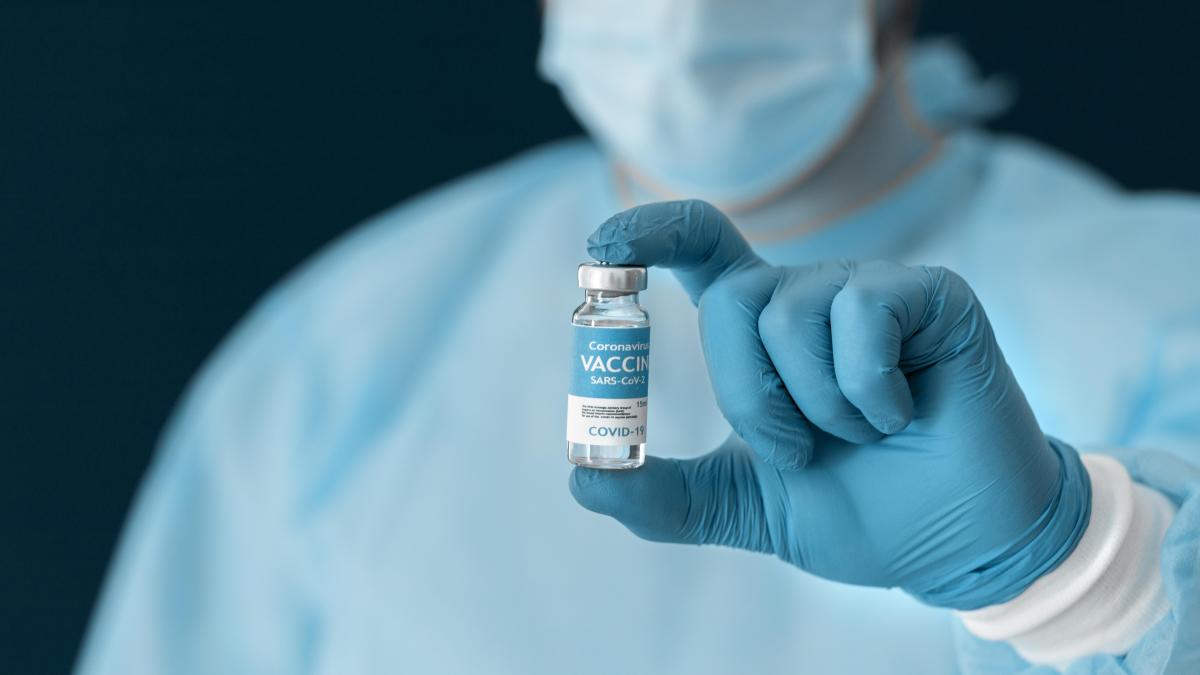 rapelul-de-vaccin-bivalent-de-la-pfizer--protectie-si-impotriva-subvariantei-bq-1-1--ce-contine-vaccinul-genereaza-mai-multi-anticorpi-decat-vaccinul-original_53599700