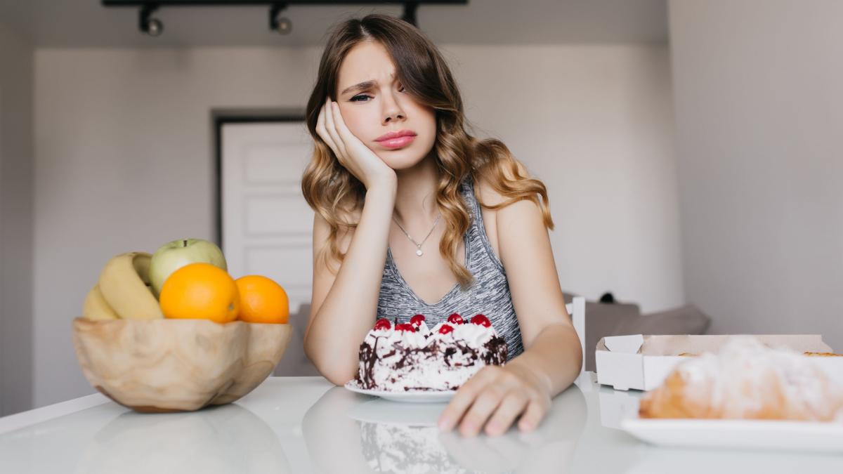 mituri-despre-grasimi-si-dulciuri--bilic-ajungem-sa-credem-ca-dietetic-inseamna-sanatos_64715700