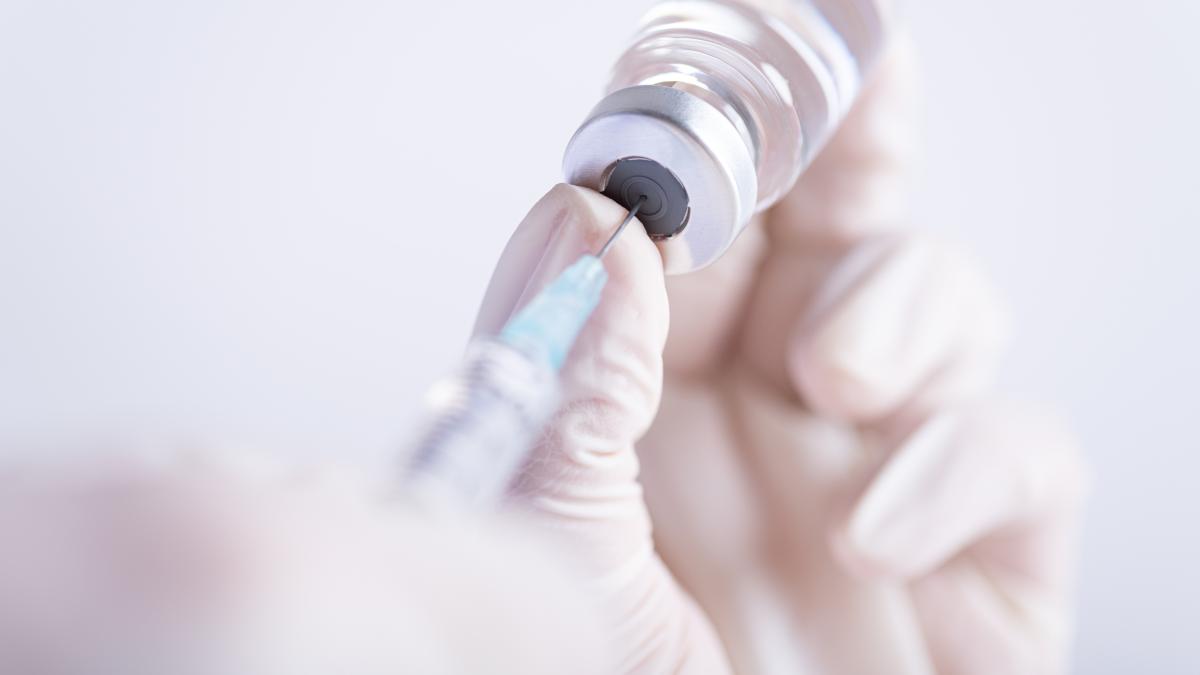 vaccinurile-bivalente-anti-covid-19-de-la-moderna-si-pfizer-pentru-copiii-de-peste-6-luni--autorizate-de-fda_26347300