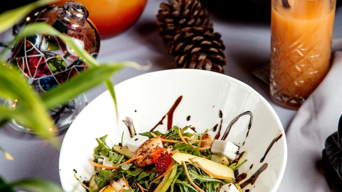 alimentele-pe-care-ar-trebui-sa-le-consumi-dupa-mesele-festive_27314400