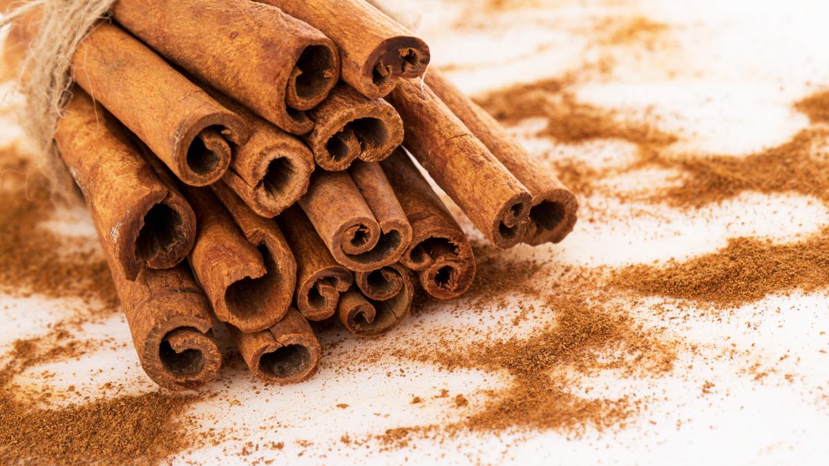 scortisoara--condimentul-de-iarna-cu-beneficii-tot-anul--scade-glicemia--previne-boala-alzheimer-si-cancerul_17742700