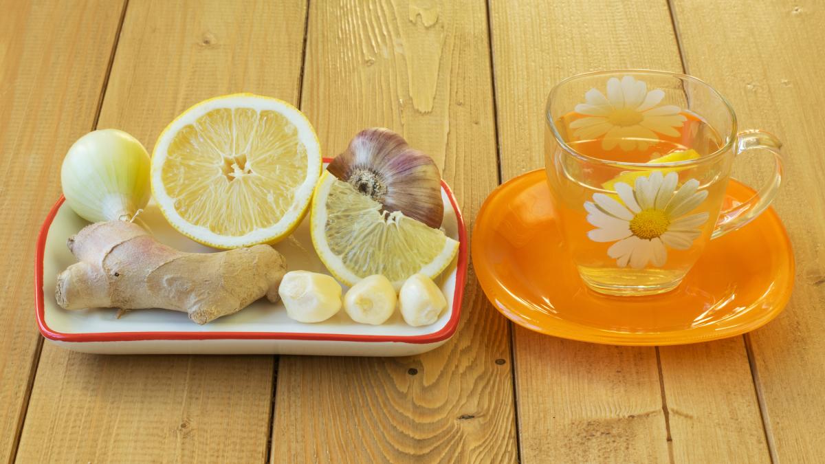 cum-prepari-acasa-cel-mai-puternic-antibiotic-natural--lupta-cu-gripa-si-infectiile-din-tot-corpul--cele-4-ingrediente-pe-care-sigur-le-ai-in-bucatarie_03494500