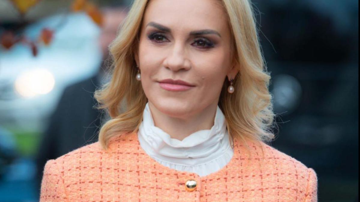 gabriela-firea--dieta--cum-a-reusit-sa-aiba-aceeasi-greutate-din-adolescenta-nu-mor-de-foame--s-au-schimbat-varsta--apar-riduri--trebuie-sa-fim-perfecti-sufleteste_01857700
