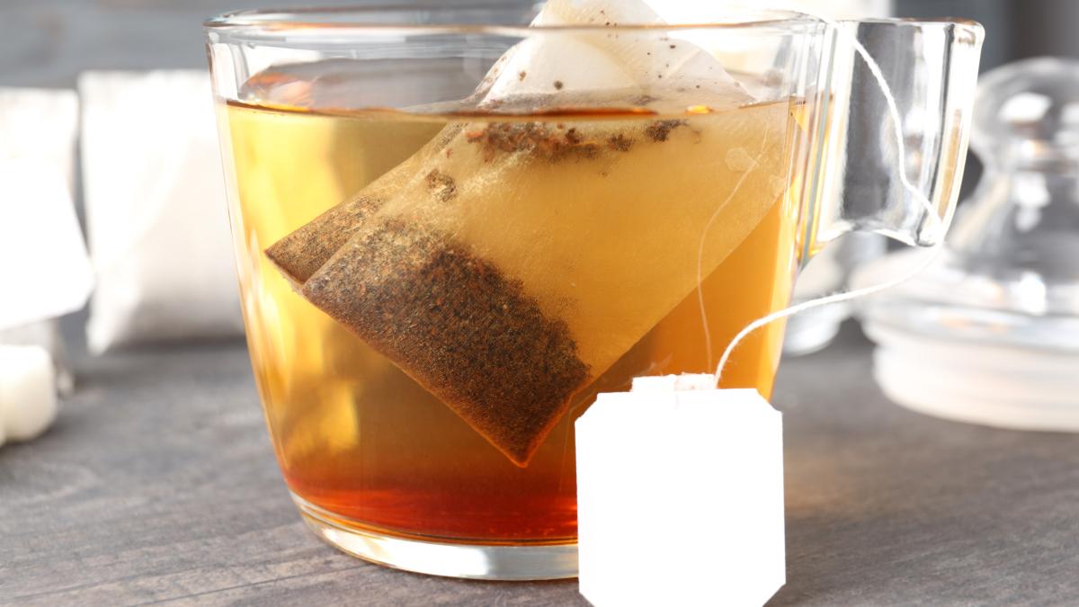 cat-timp-se-lasa-ceaiul-la-infuzat-_45029500