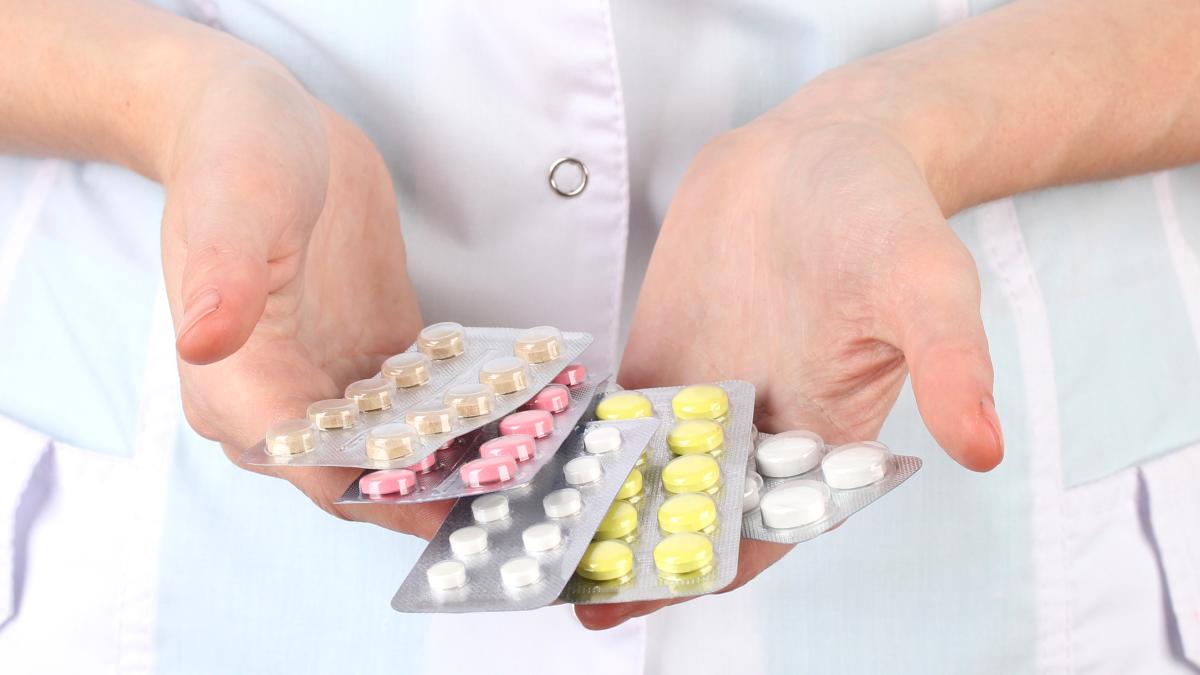 consumul-in-exces-de-antibiotice--nejustificat--draganescu-tine-de-educatia-populatiei---exista-o-presiune-spre-farmacii_64716500