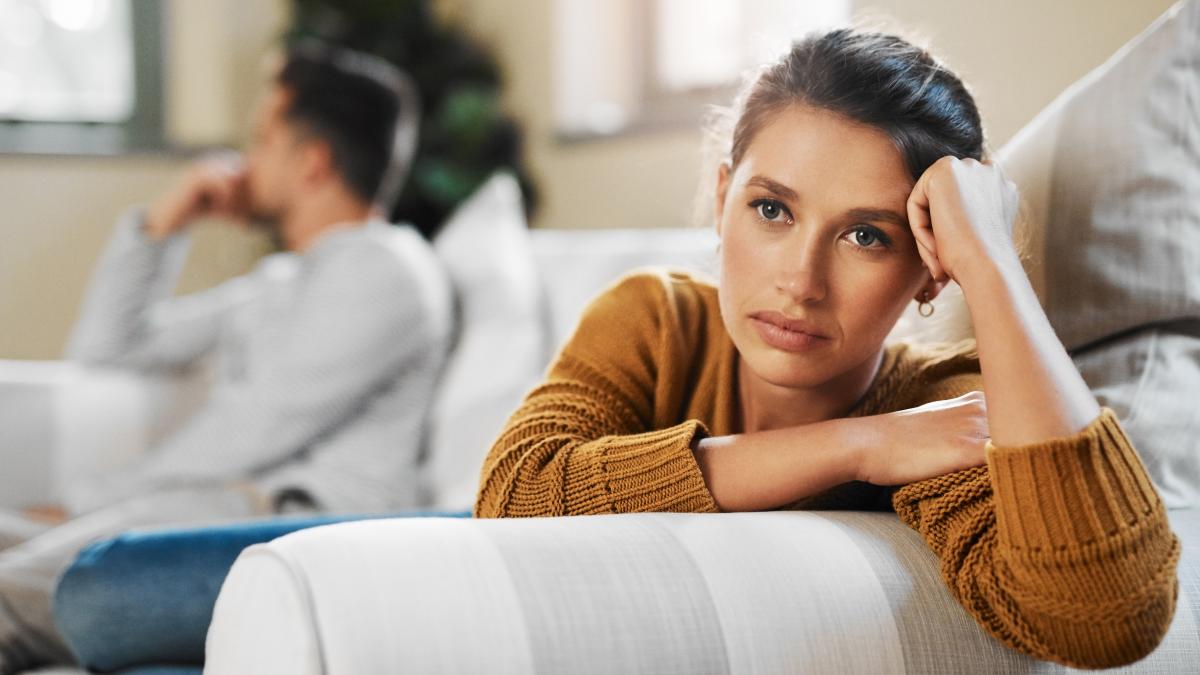anxietatea-de-separare--cauze-si-manifestare--poate-sa-apara-atat-la-copii--cat-si-la-adulti--dafinoiu-poate-sa-creeze-mai-multe-complicatii-mai-tarziu_14554600