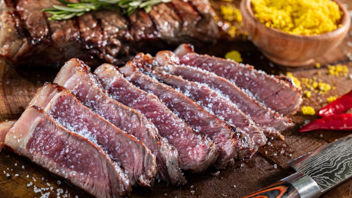 dieta-atkins--dieta-care-slabeste-rapid-in-ce-consta--ce-ai-voie-sa-mananci--lygia-alexandrescu-totul-arde--la-prima-bucatica-de-paine-sau-primul-dulce--4---5-kilograme-reapar-instant_54283100