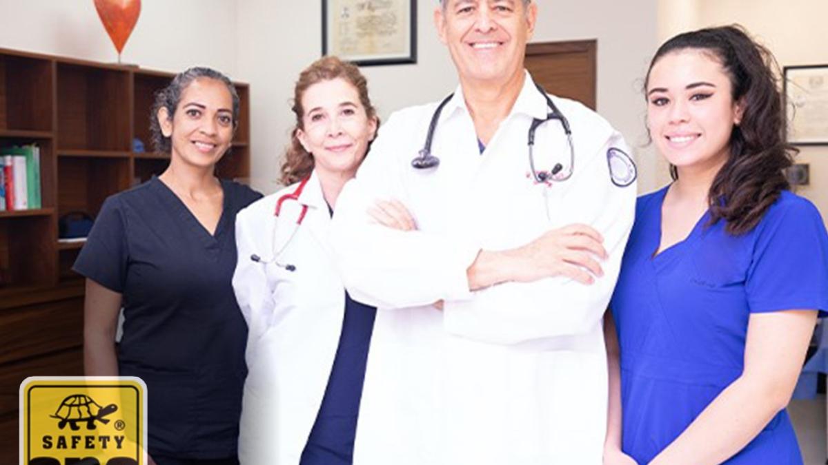 costumele-medicale-cartea-de-vizita-a-personalului-din-sector-medical-si-nu-numai_24026400