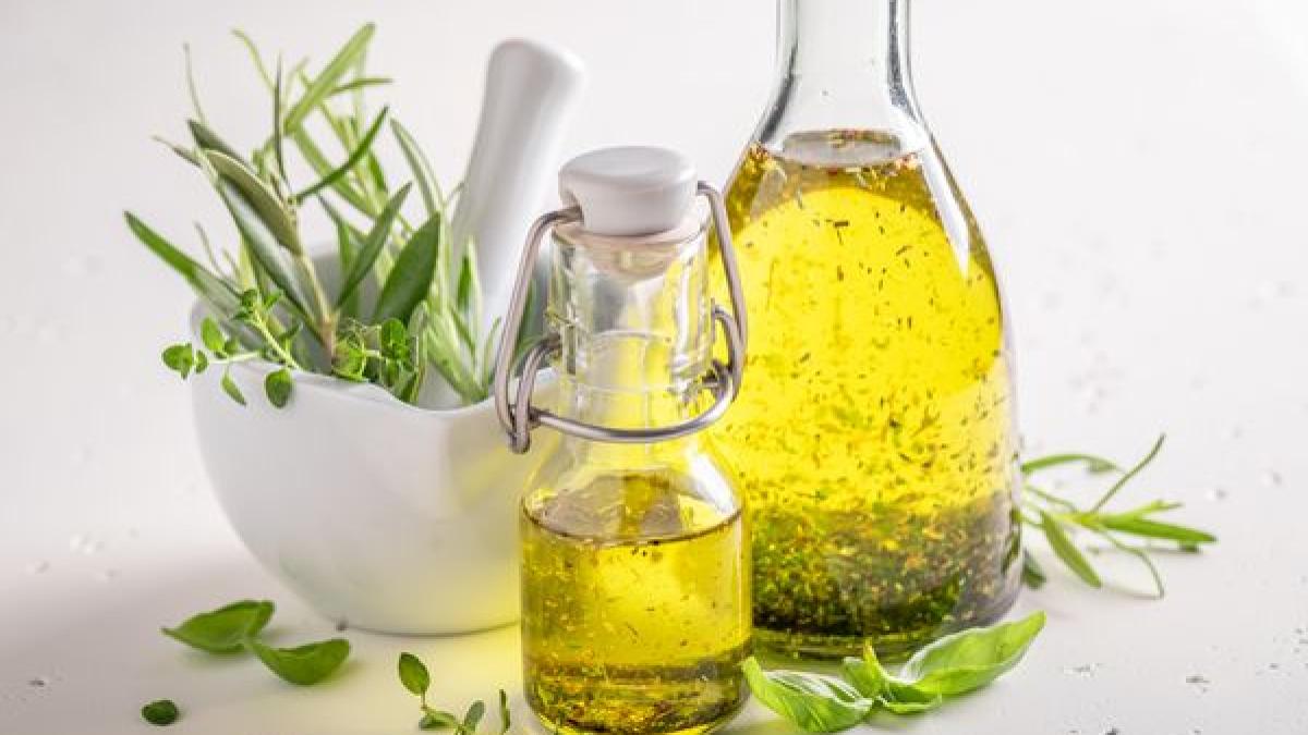 uleiul-de-oregano--doza-de-antioxidanti-cu-efecte-antibiotice-si-antifungice--ajuta-si-in-scaderea-colesterolului_17647600
