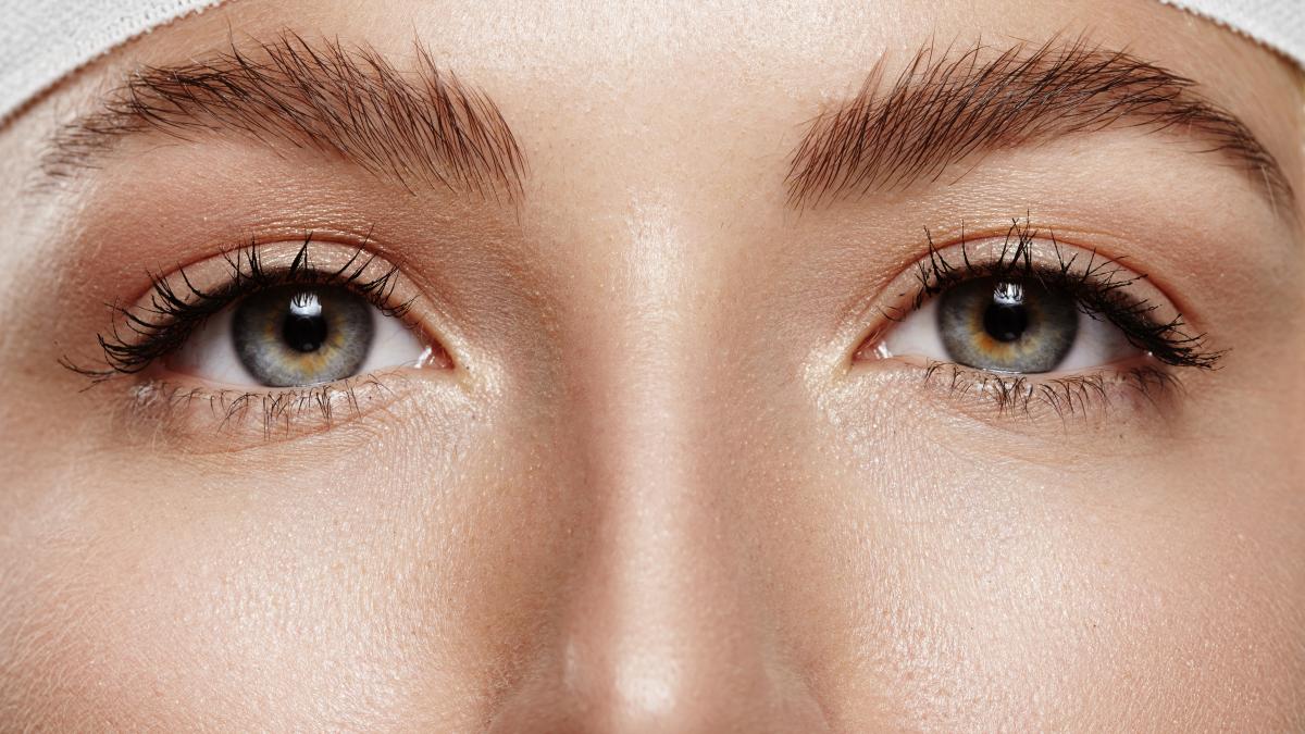 blefaroplastia--interventia-pentru-ridicarea-pleoapelor-cazut_62093100