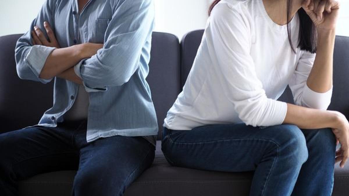 divortul-emotional-vine-cu-mult-inainte-de-cel-legal--dumitru-schimbarile-ne-sperie-foarte-tare_21814300