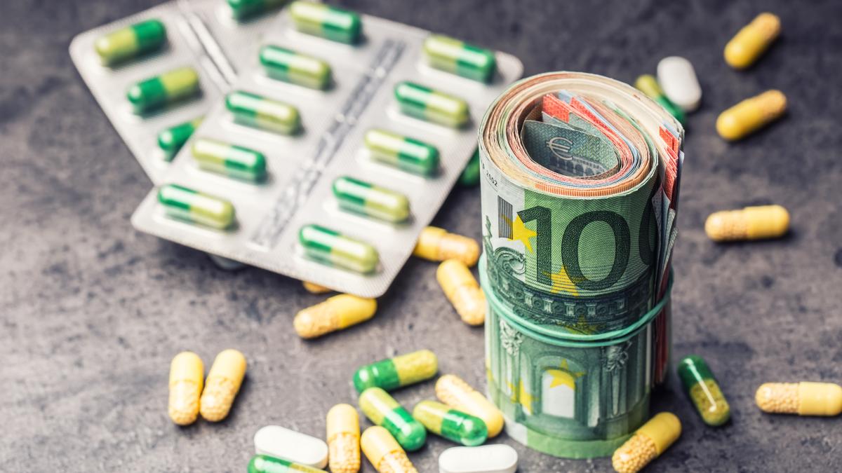 paradoxul-cresterii-pretului-la-medicamente--covic-situatie-absolut-incredibila-si-ridicola-pentru-stat--cu-2-lei-putem-evita-morti--spitalizari--cheltuieli-de-zeci-de-mii-de-euro_93120600
