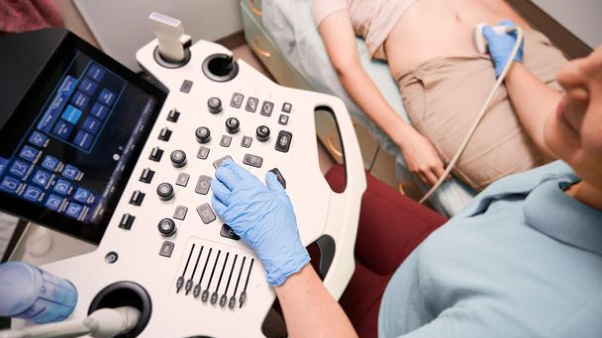 sindromul-ovarelor-polichistice-factori-de-risc--simptome-si-tratament--burtic-duce-si-la-un-risc-crescut-de-boli-cardiovasculare_24013000