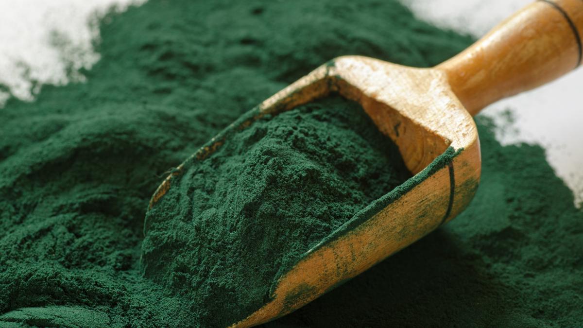spirulina--superalimentul-care-contine-mii-de-vitamine-si-microelemente-beneficii-si-utilizari_67409000