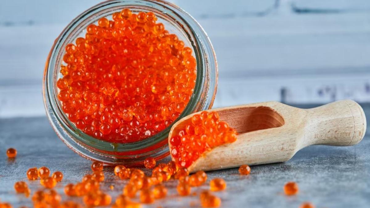 caviarul--o-delicatesa-a-mesei-festive-si-a-frumusetii_28359400