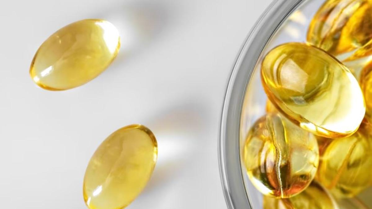 mastile-cu-vitamina-e-trateaza-pielea-uscata-si-descuamata_91586700