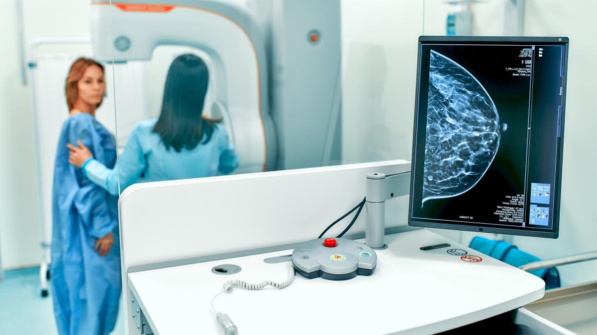 la-ce-varsta-este-indicat-sa-faci-o-mamografie_91608000