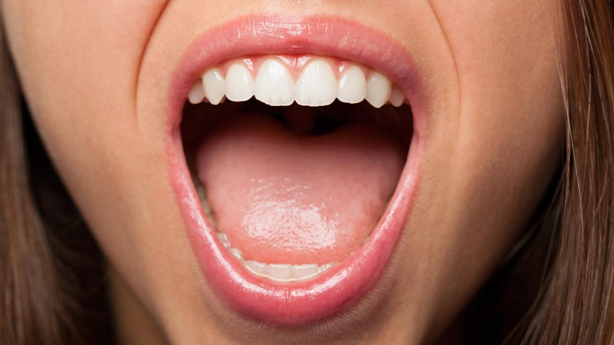 cum-afecteaza-saliva-gustul-mancarii-_03540800