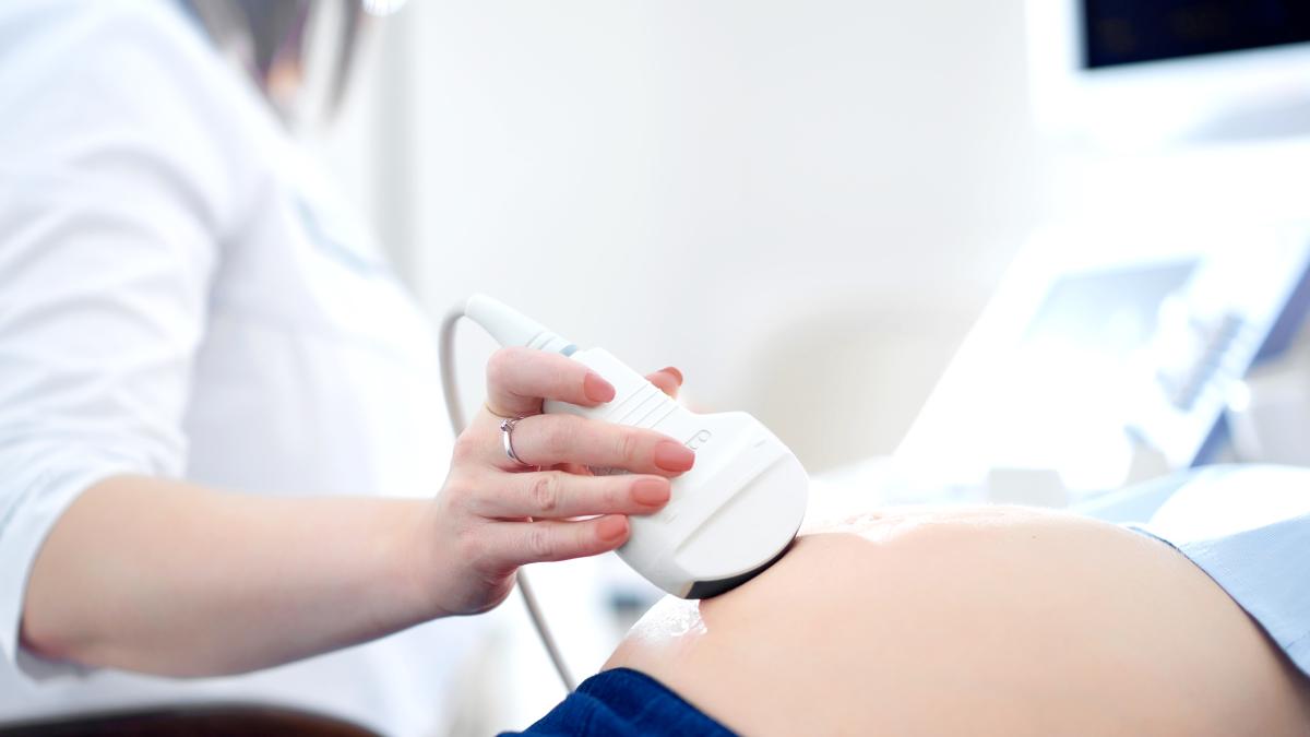 cancerul-placentar-cauze--simptome--diagnostic-si-tratament--cioflan-un-tratament-bine-condus-este-responsabil-de-95prc--din-cazuri-in-vindecare_04959300