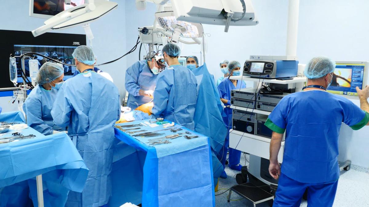 acreditare-internationala-pentru-chirurgia-cardiovasculara-minim-invaziva-de-la-sanador_07-06-2023-2_94472400