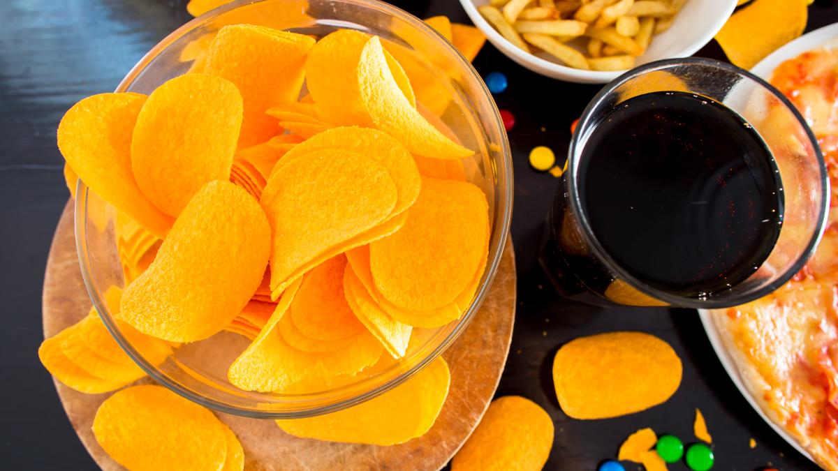 8-alimente-inflamatoare-care-fac-grasime-de-pe-burta--unele-sunt-consumate-in-vacanta-sau-la-micul-dejun_39953700