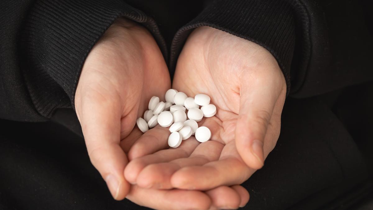 6-frati-minori--in-stare-foarte-grava-dupa-o-supradoza-de-antibiotice-pentru-tbc--radu-tincu-substanta-are-neurotoxicitate-foarte-mare_06384900