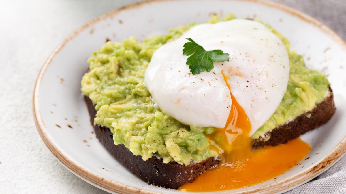 reteta-avocado-oua-rosii_41411000