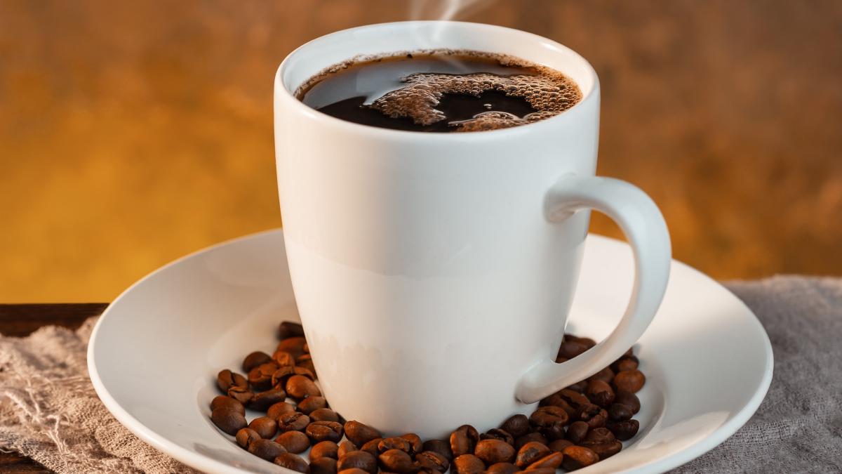 de-ce-nu-e-bine-sa-bei-cafeaua-pe-stomacul-gol_91628000