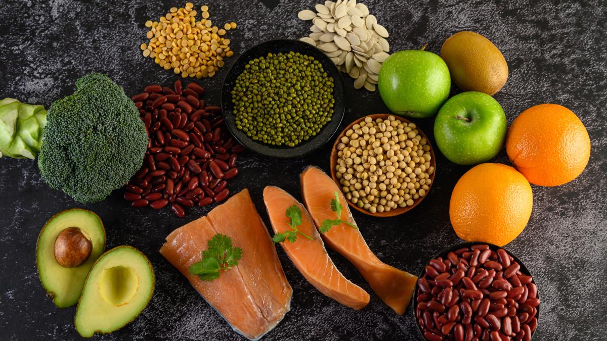 ghid-de-superalimente-si-beneficiile-lor-cum-pot-contribui-la-imbunatatirea-sanatatii_55076100