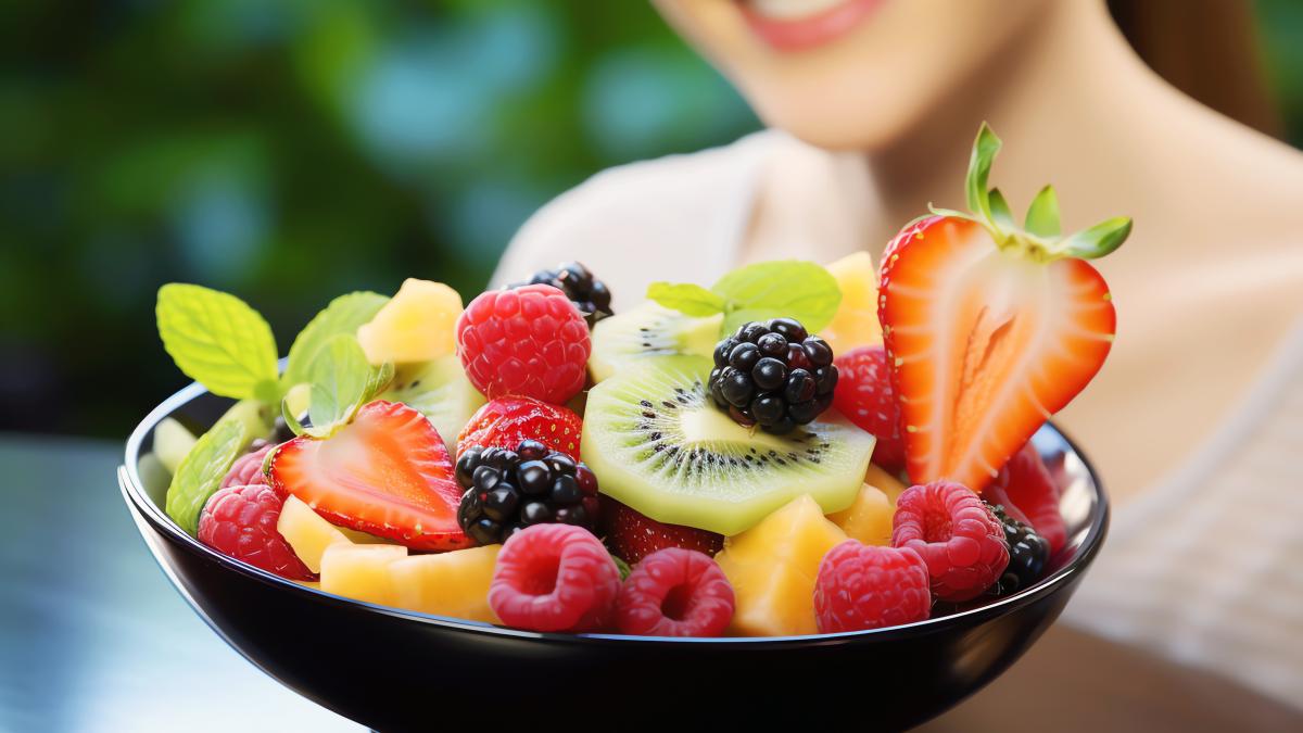 cate-fructe-trebuie-sa-consumi-cand-esti-la-dieta_24975700