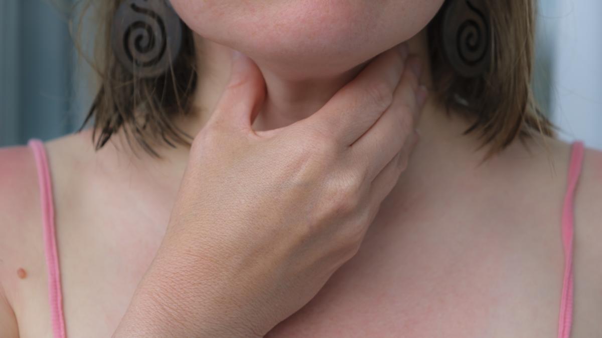hipotiroidie-cauze--simptome--tratament--semnul-de-pe-piele-ca-ai-hipotiroidism--cristina-blot-si-nu-ne-simtim-niciodata-odihniti_69150100