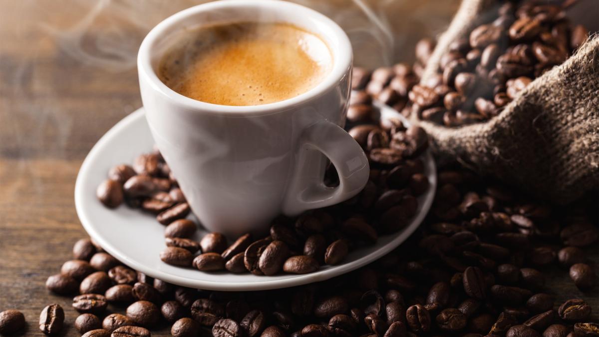 consumul-de-cafea-poate-scadea-tensiunea-arteriala--rolul-antioxidantilor-din-cafea_27838300