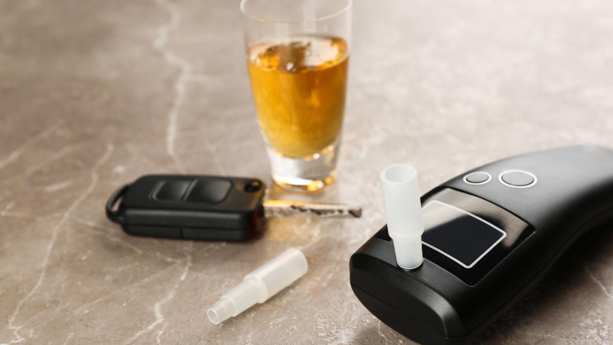 cum-poate-rezultatul-alcooltestului-sa-fie-pozitiv-desi-nu-ai-consumat-alcool-_52578000