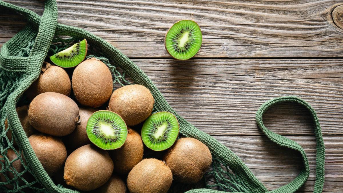 kiwi-o-sursa-excelenta-de-vitamina-c_72504100