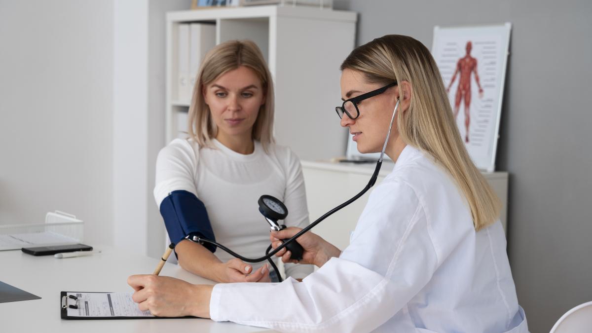 diagnosticarea--cheia-sanatatii--mikashmi-kohli-incercam-sa-tratam-orbeste-oameni-despre-care-nu-stim-pentru-ce-ii-tratam_16117700
