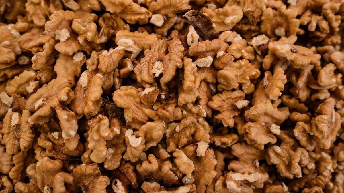 nucile--remarcabile-pentru-continutul-de-antioxidanti-_23798400